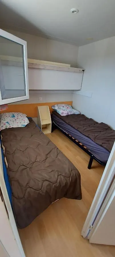 Holiday home Mobil Home Au Coeur De Broceliande Paimpont